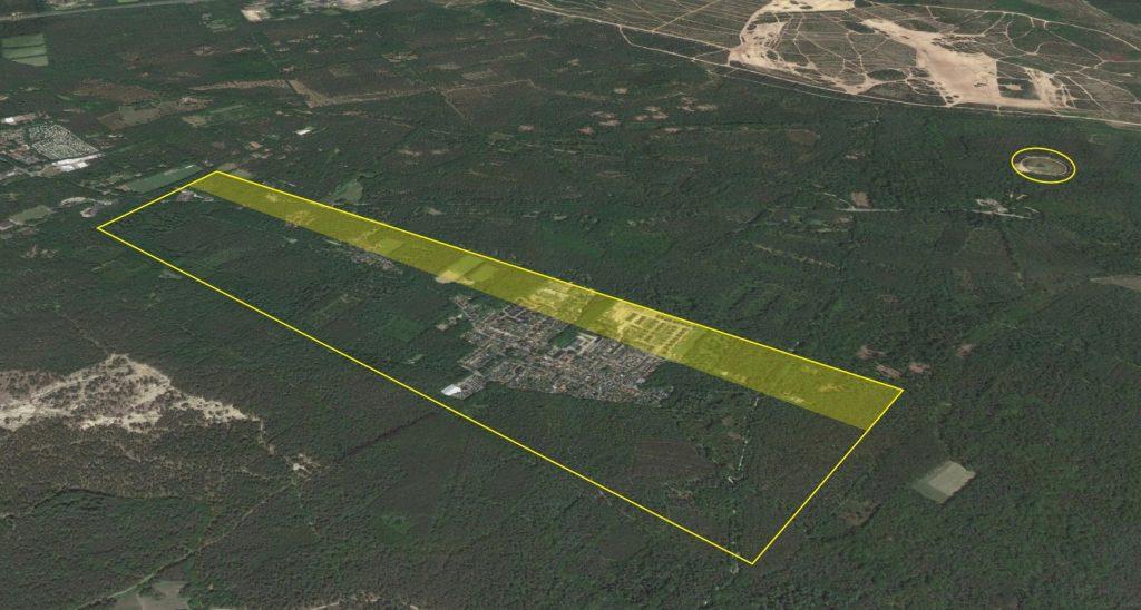 Aan het begin van de 19e eeuw ging Nederland door een roerige periode. Eerst als Bataafse Republiek, daarna als Koninkrijk Holland onder Lodewijk Napoleon, en uiteindelijk als onderdeel van het Franse keizerrijk van zijn broer Napoleon Bonaparte. In deze Franse tijd veranderde het land razendsnel; bestuurlijk, maatschappelijk én militair. Overal waren Franse soldaten gelegerd. Tussen 1804 en 1808 bevond zich bij Austerlitz (gemeente Zeist) zelfs een uitgestrekt legerkamp: Camp d’Utrecht.

Begin december nemen archeologen Maaike Kalshoven en Sjaak Mooren (opgravingsleiders BAAC) je mee naar deze bijzondere episode uit de geschiedenis. Het kamp strekte zich uit over drie kilometer en groeide van tentenkamp tot barakkencomplex. Tijdens opgravingen (2018 - 2021) werden duizenden sporen gevonden: van tenten tot barakken en veldkeukens tot waterputten. De vondsten geven een levendig beeld van het dagelijks leven in het kamp.

De lezing toont niet alleen hoe Camp d’Utrecht eruitzag, maar gaat ook in op wat archeologie ons leert over tijdelijke militaire nederzettingen. Wat blijft er eigenlijk bewaard in de bodem, en wat niet?