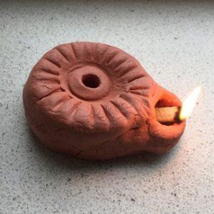 Romeinse olielampjes maken